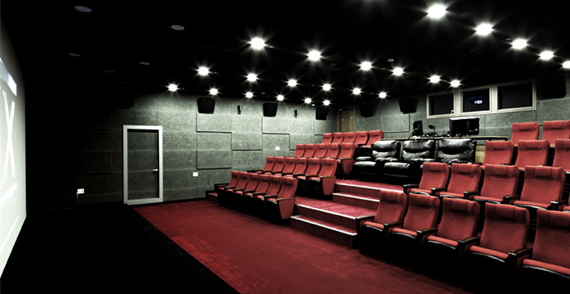 Colour grading Room